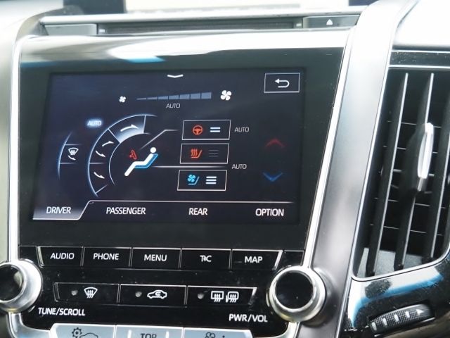 CROWN sedan hybrid 4WD