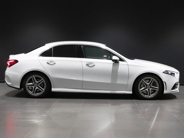 MERCEDES BENZ A class sedan