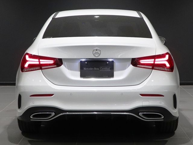 MERCEDES BENZ A class sedan