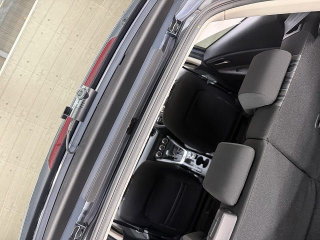 MAZDA2
