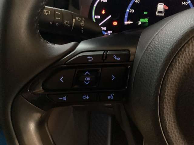 YARIS CROSS HYBRID