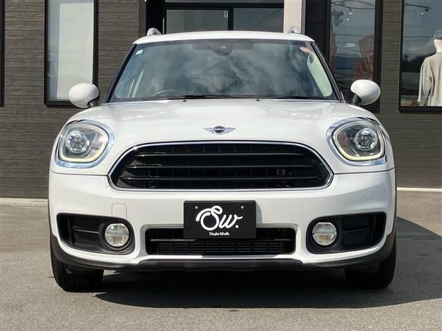 BMW MINI ONE CROSSOVER