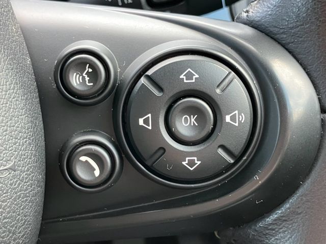 BMW MINI ONE CROSSOVER