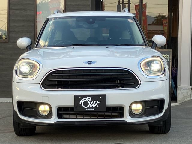 BMW MINI ONE CROSSOVER