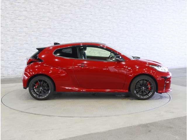 GR YARIS