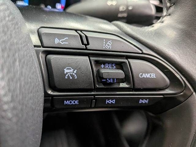 YARIS CROSS HYBRID