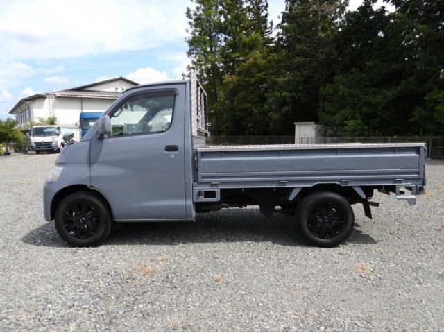 LITEACE truck 2WD