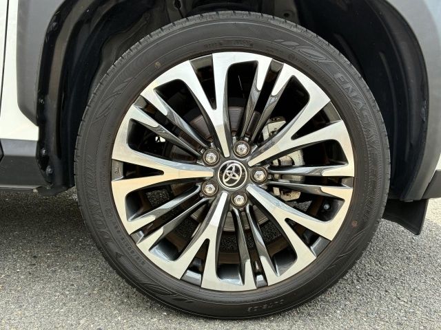 YARIS CROSS