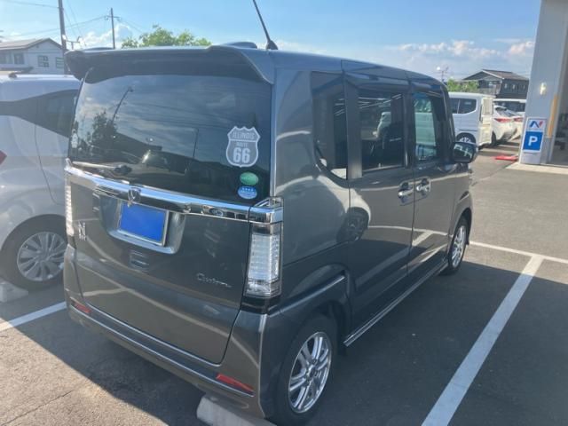 N BOX CUSTOM 4WD