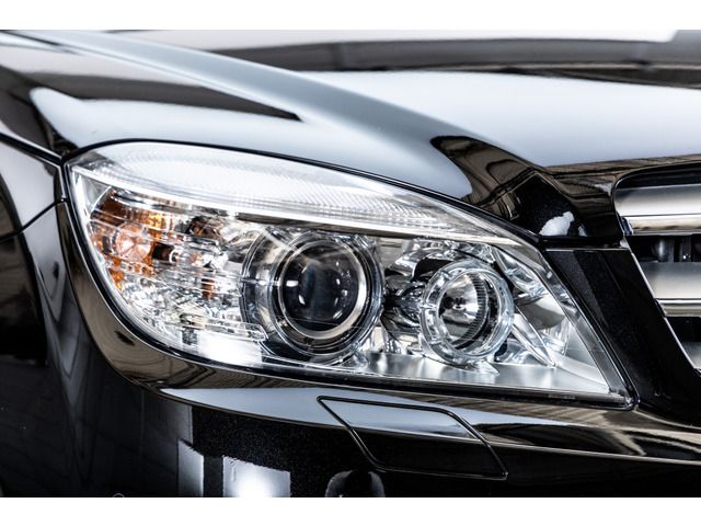 MERCEDES BENZ C class sedan