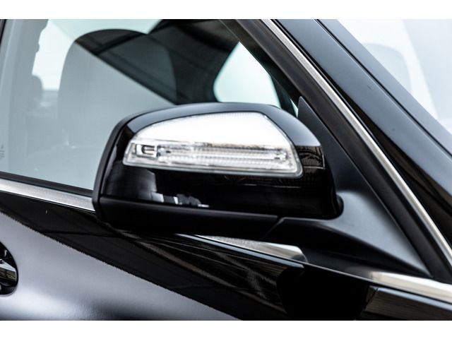 MERCEDES BENZ C class sedan