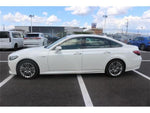 CROWN sedan hybrid