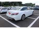 CROWN sedan hybrid