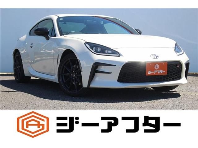 GR86