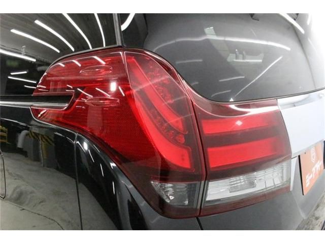 ALPHARD hybrid 4WD