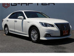 CROWN sedan hybrid