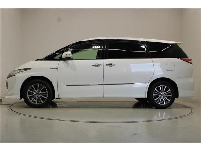 ESTIMA HYBRID 4WD