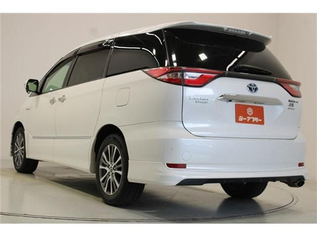 ESTIMA HYBRID 4WD