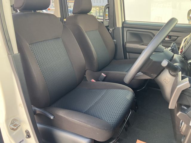 ROOMY