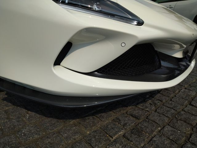 FERRARI F8 Spider