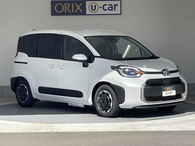 SIENTA HYBRID