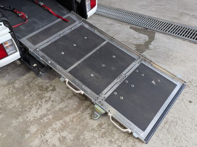 NV100 CLIPPER RIO 4WD