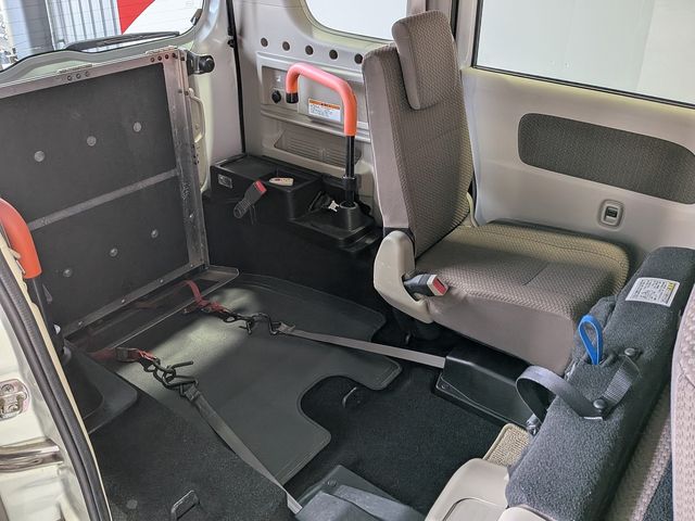 NV100 CLIPPER RIO 4WD