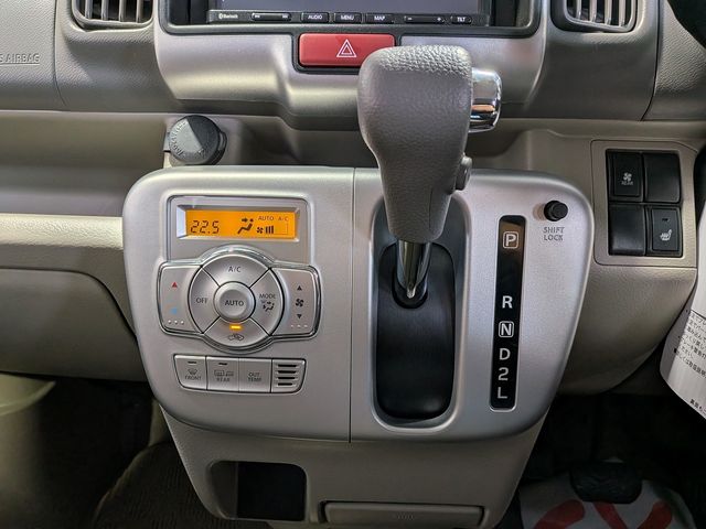 NV100 CLIPPER RIO 4WD