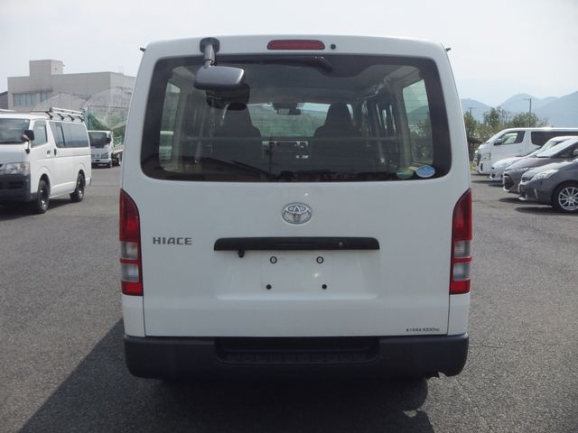 HIACE van 4WD