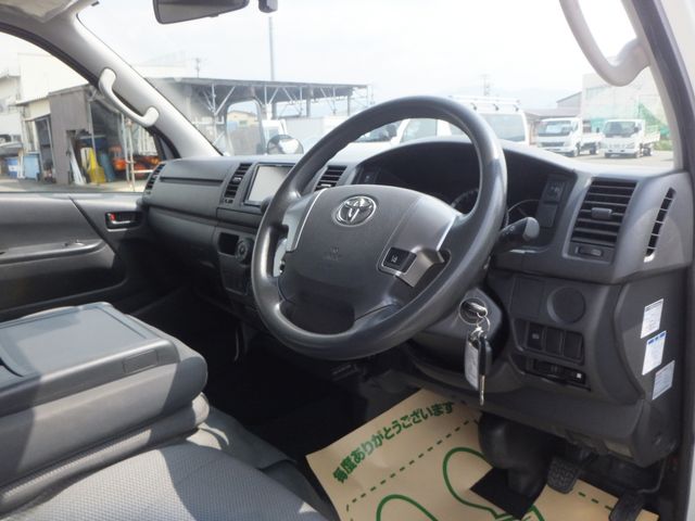HIACE van 4WD