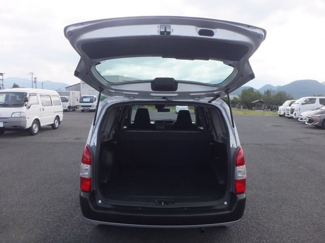 SUCCEED van 4WD