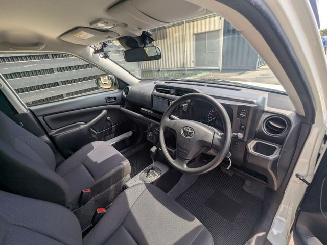 PROBOX van HYBRID