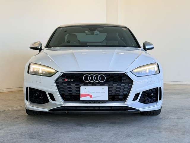 AUDI RS5