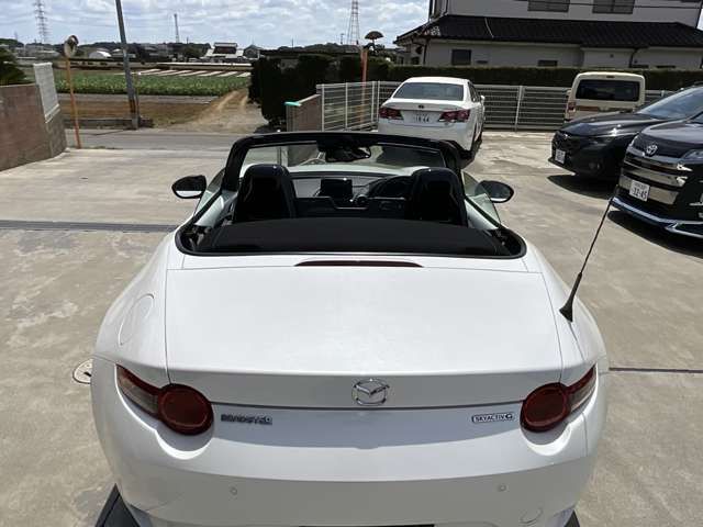 ROADSTER