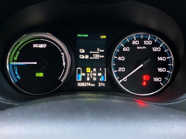 OUTLANDER PHEV