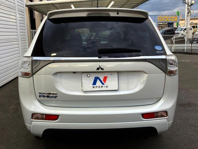 OUTLANDER PHEV