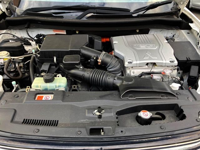 OUTLANDER PHEV