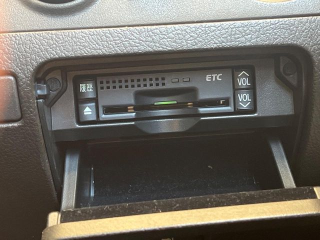 CROWN sedan