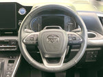 VOXY HYBRID