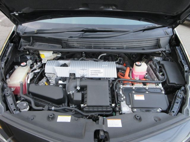 PRIUS Alpha
