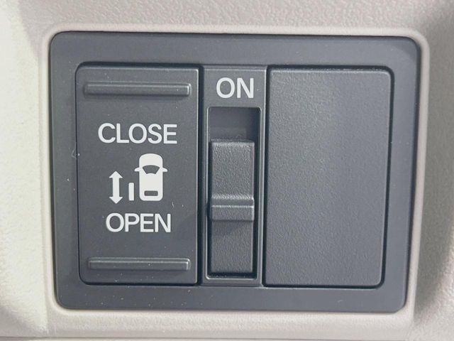 N BOX