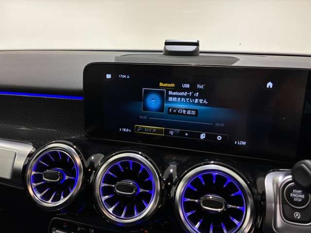 MERCEDES BENZ GLB