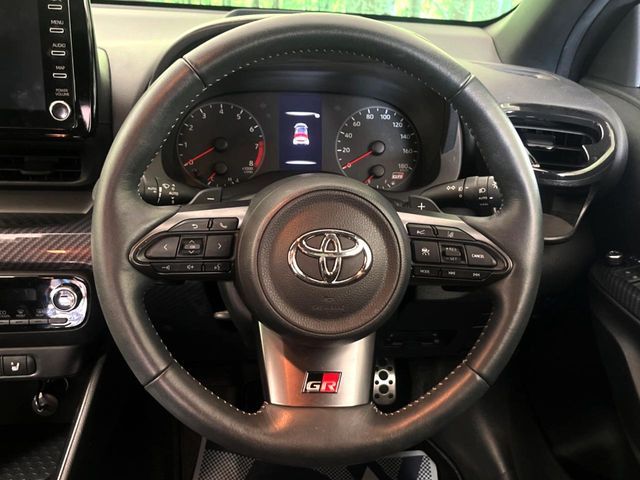 GR YARIS
