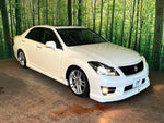 CROWN sedan