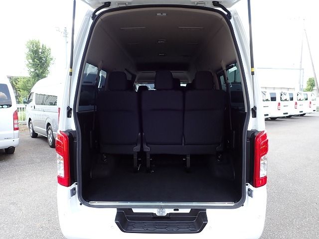 CARAVAN wagon