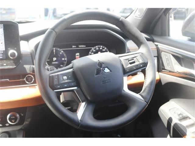 OUTLANDER PHEV
