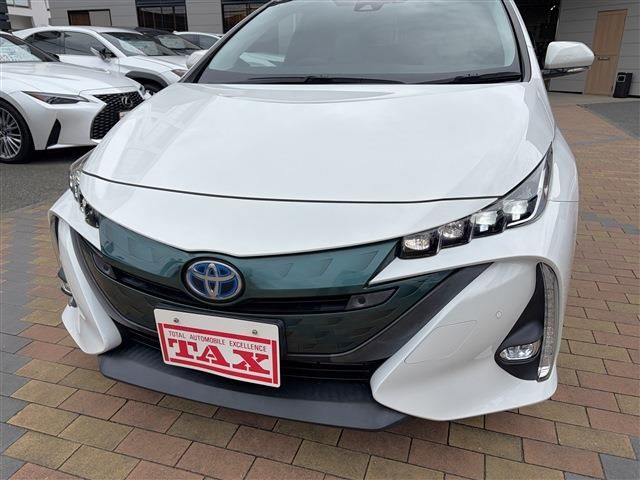 PRIUS PHV