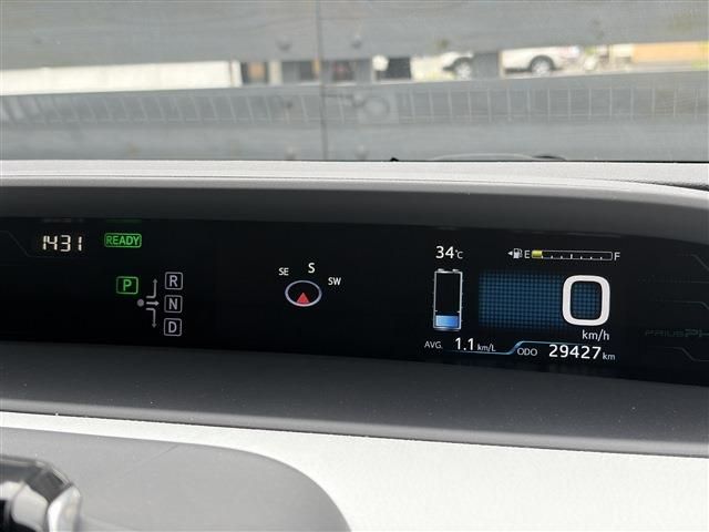 PRIUS PHV