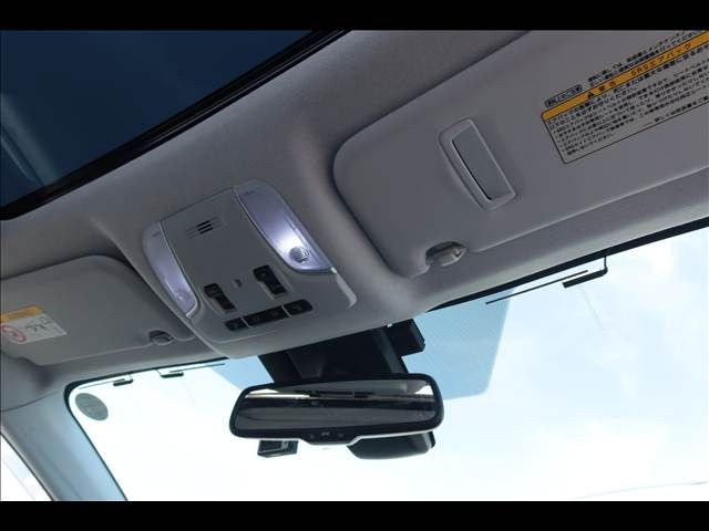 PRIUS 4WD