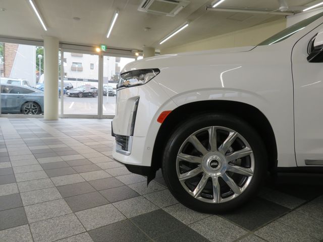 CADILLAC ESCALADE